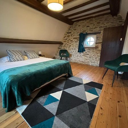 Gite De La Petite Tour Pontorson Eksteriør bilde